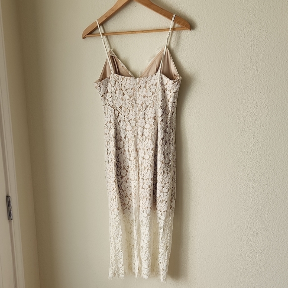 Bardot REVOLVE Sienna Lace Sheath Midi Dress in Cream with Cami Straps Sz M - Picture 8 of 16